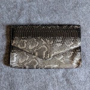 FAUX SNAKESKIN CLUTCH